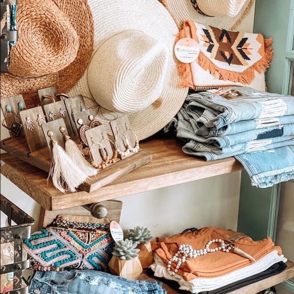 Meet your Posher, Jessica - Picture 3 of 14